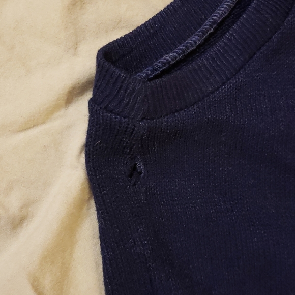 Sweater vest - Picture 9 of 10